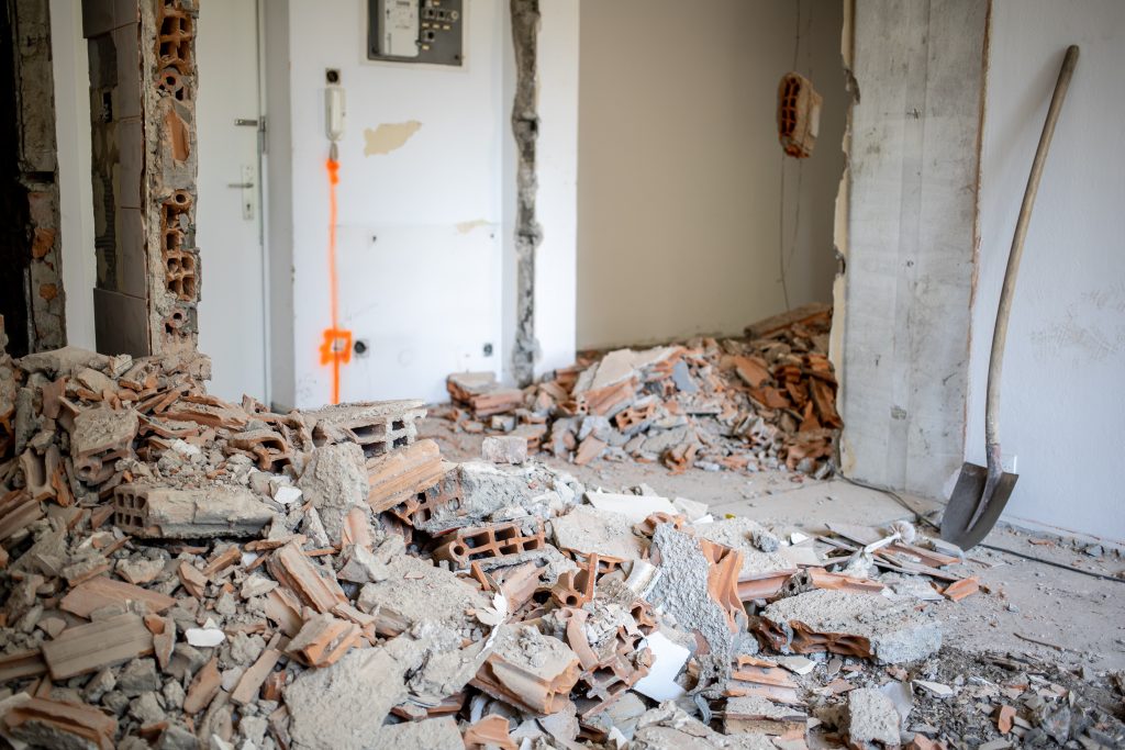 old apartment renovation dismantling process