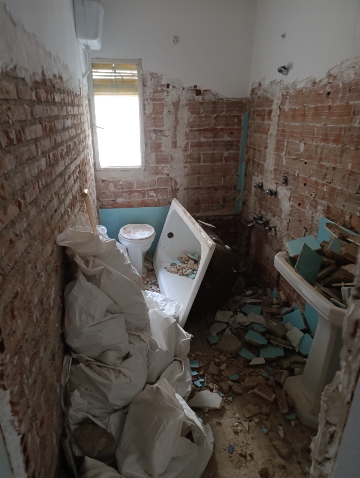 Reforma de baño en Madrid - DC Reformas