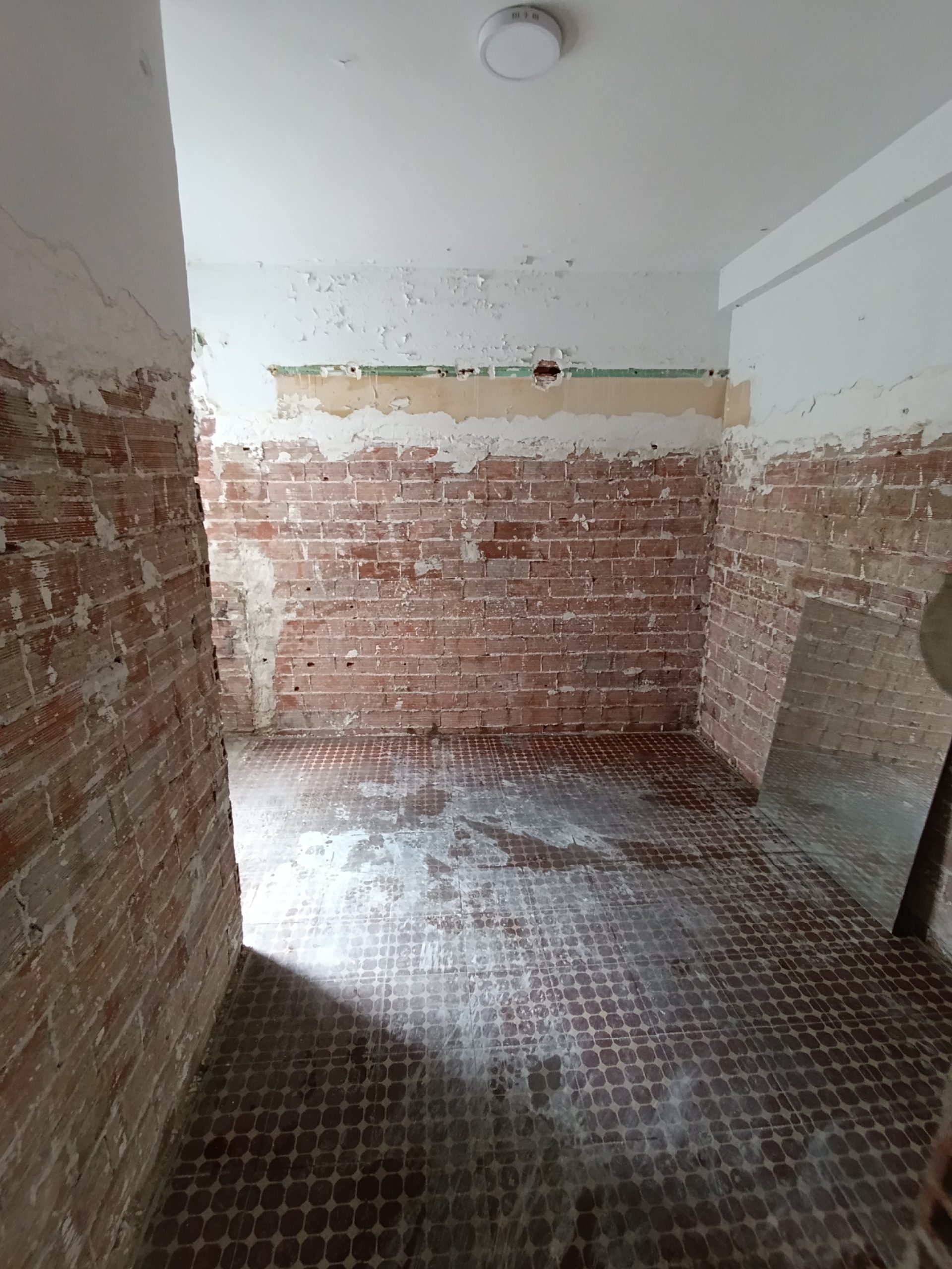 Reforma de cocina en Leganés: demolición